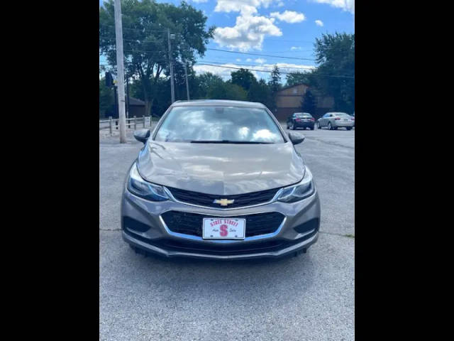 2017 Chevrolet Cruze LT FWD photo