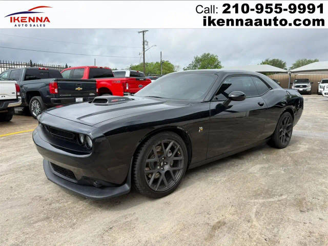 2017 Dodge Challenger 392 Hemi Scat Pack Shaker RWD photo