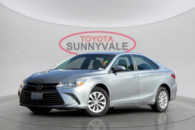 2017 Toyota Camry LE FWD photo
