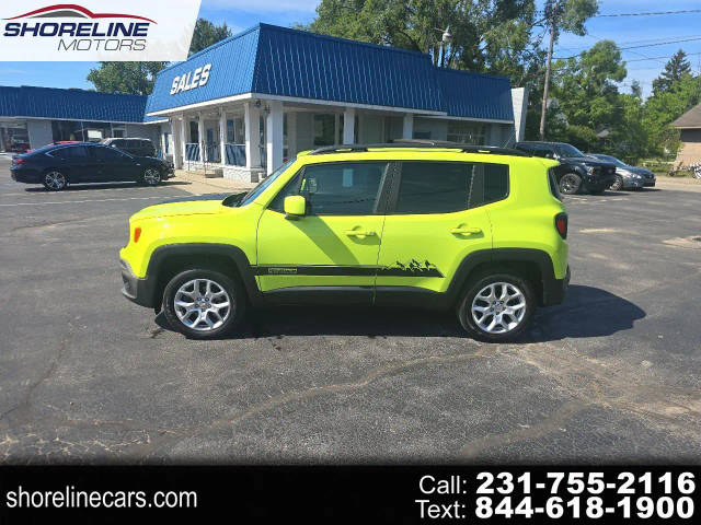 2017 Jeep Renegade Latitude 4WD photo