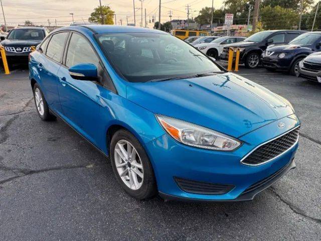 2017 Ford Focus SE FWD photo