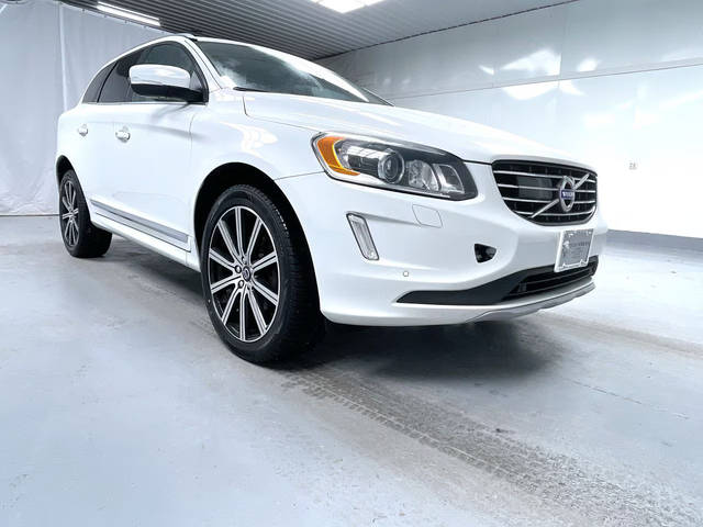 2017 Volvo XC60 Inscription AWD photo