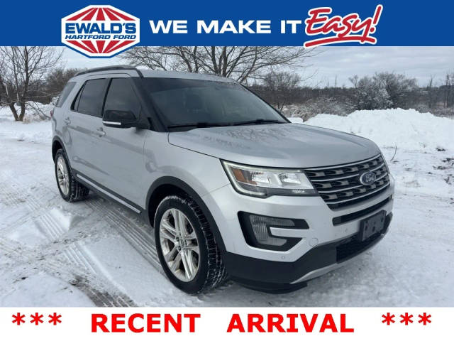 2017 Ford Explorer XLT 4WD photo