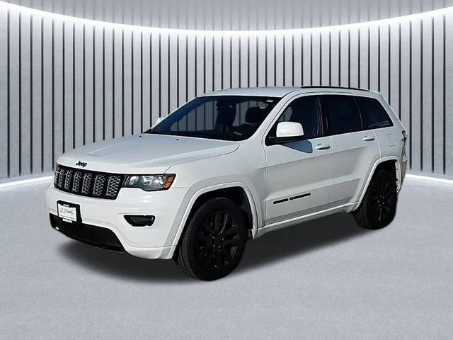 2017 Jeep Grand Cherokee Altitude 4WD photo