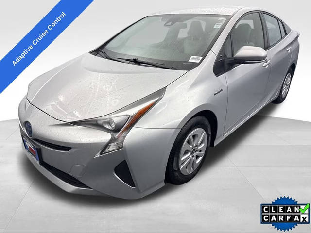 2017 Toyota Prius Two FWD photo