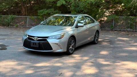 2015 Toyota Camry XSE FWD photo