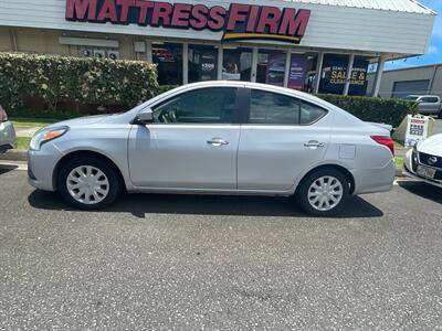 2016 Nissan Versa SV FWD photo