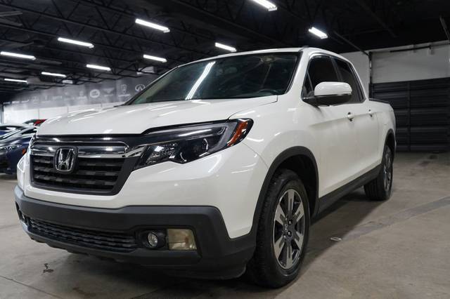 2017 Honda Ridgeline RTL-T AWD photo