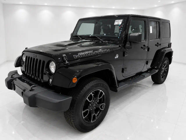 2017 Jeep Wrangler Unlimited Smoky Mountain 4WD photo