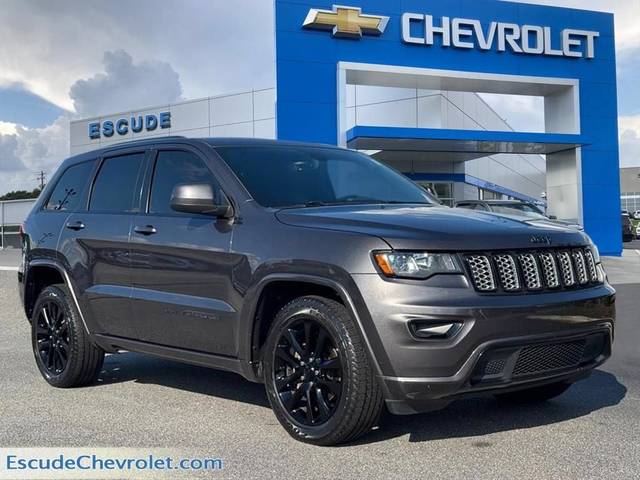 2017 Jeep Grand Cherokee Altitude 4WD photo