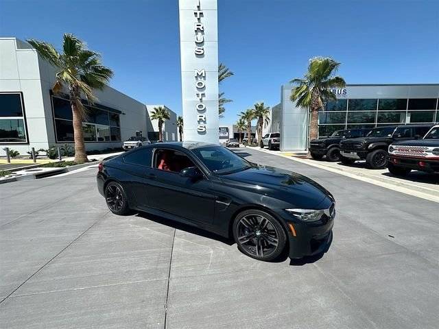 2018 BMW M4  RWD photo