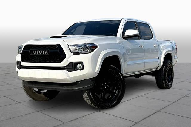 2017 Toyota Tacoma TRD Sport RWD photo