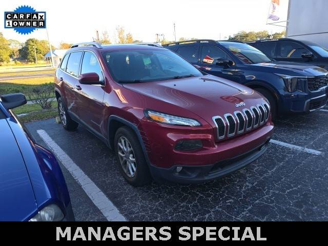 2017 Jeep Cherokee Latitude FWD photo