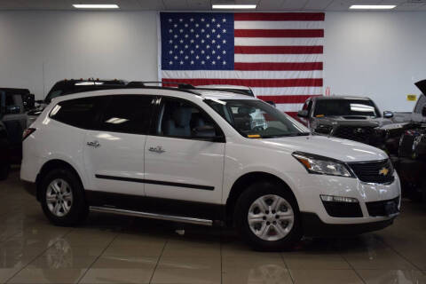 2017 Chevrolet Traverse LS AWD photo
