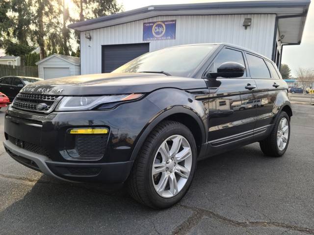 2017 Land Rover Range Rover Evoque SE 4WD photo
