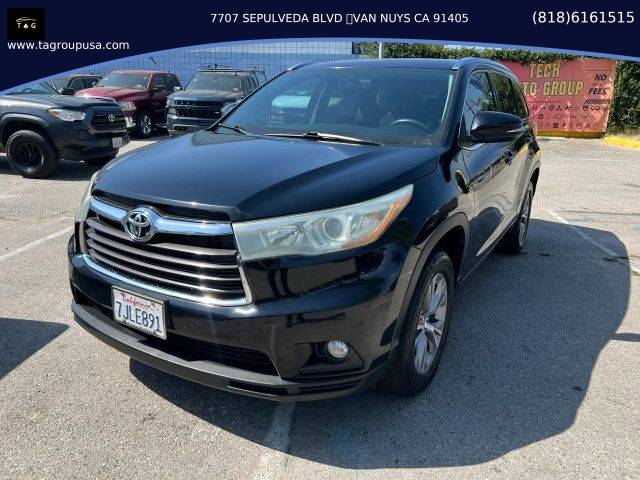 2015 Toyota Highlander XLE FWD photo