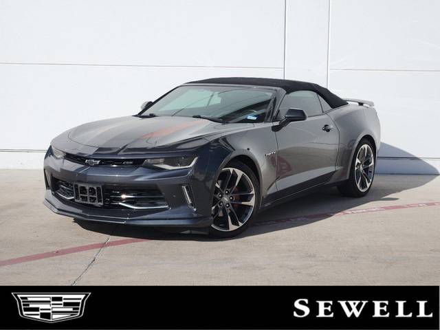 2017 Chevrolet Camaro 2LT RWD photo