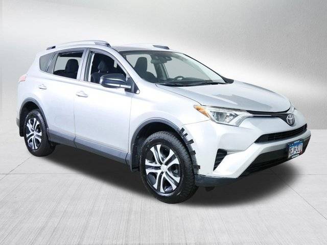 2017 Toyota RAV4 LE AWD photo