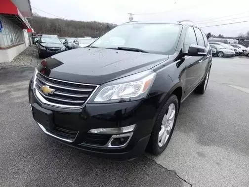 2017 Chevrolet Traverse LT AWD photo