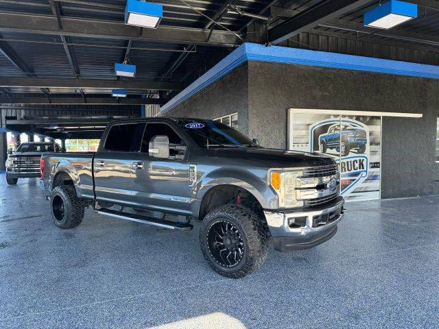 2017 Ford F-250 Super Duty Lariat 4WD photo