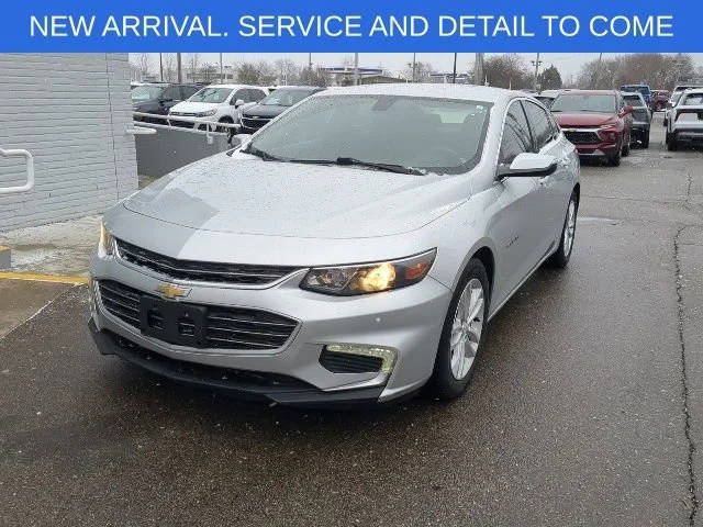 2017 Chevrolet Malibu LT FWD photo