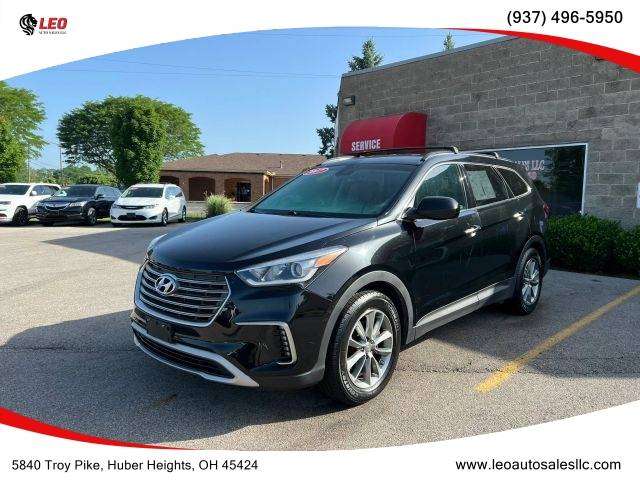 2017 Hyundai Santa Fe SE FWD photo