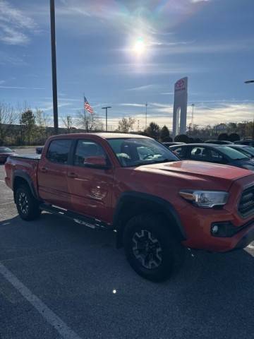 2017 Toyota Tacoma TRD Off Road 4WD photo