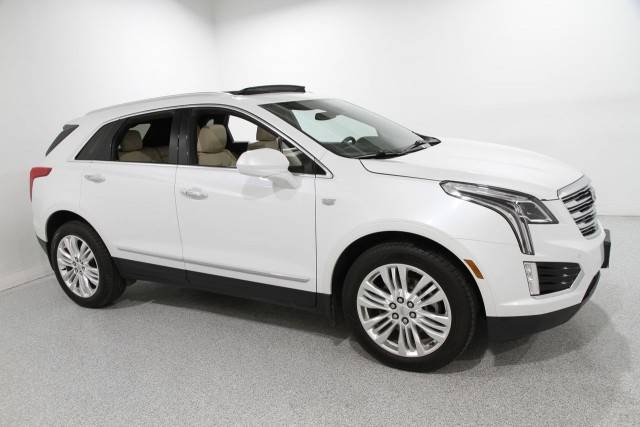 2017 Cadillac XT5 Premium Luxury AWD AWD photo