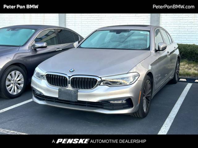 2017 BMW 5 Series 540i RWD photo