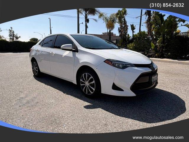 2017 Toyota Corolla LE FWD photo