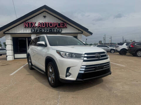 2017 Toyota Highlander Limited FWD photo