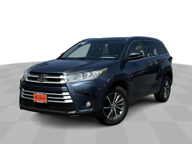 2017 Toyota Highlander XLE FWD photo