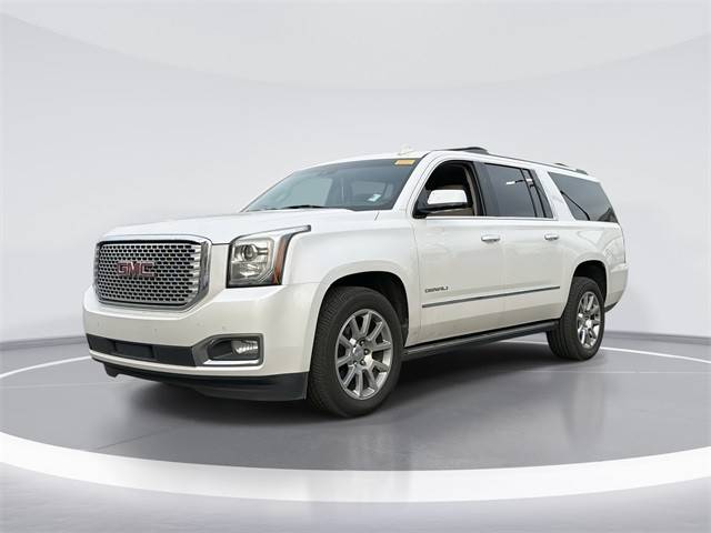 2017 GMC Yukon XL Denali 4WD photo