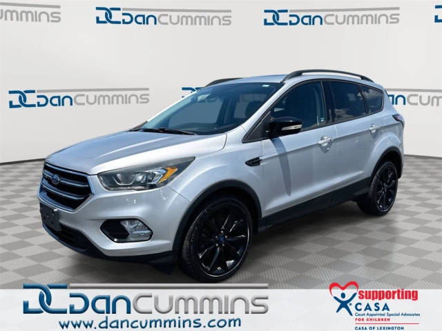 2017 Ford Escape Titanium FWD photo