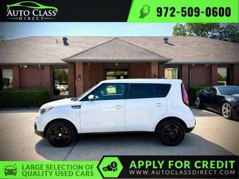 2017 Kia Soul Base FWD photo