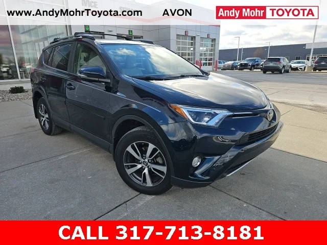 2017 Toyota RAV4 XLE AWD photo