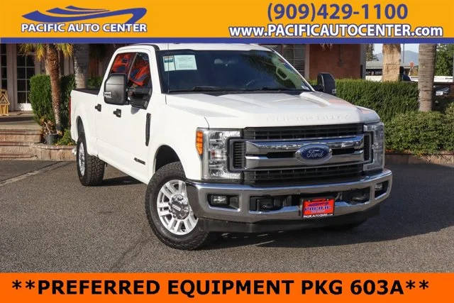 2017 Ford F-250 Super Duty XLT RWD photo