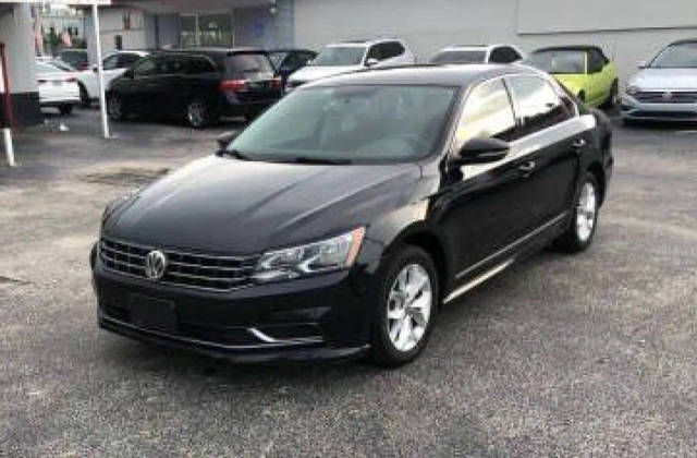 2017 Volkswagen Passat 1.8T S FWD photo