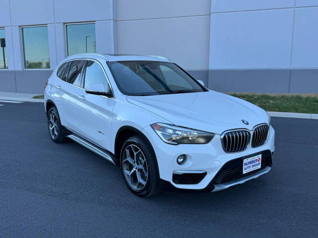 2017 BMW X1 xDrive28i AWD photo