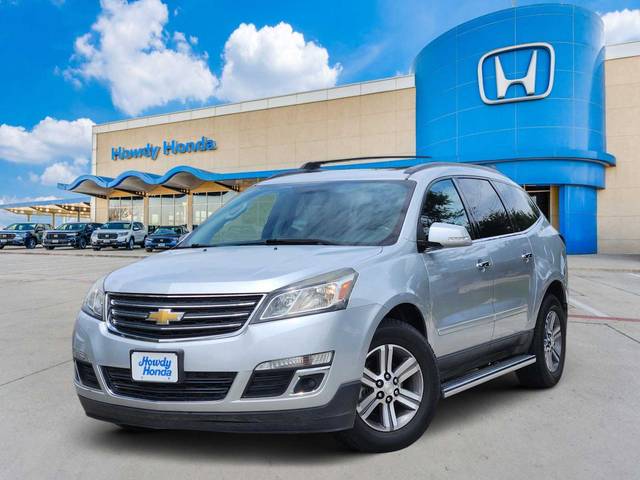 2017 Chevrolet Traverse LT FWD photo