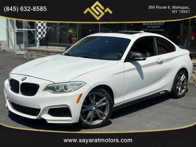 2015 BMW 2 Series M235i RWD photo