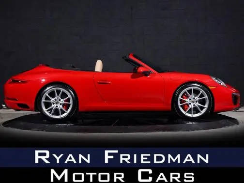 2017 Porsche 911 Carrera S RWD photo