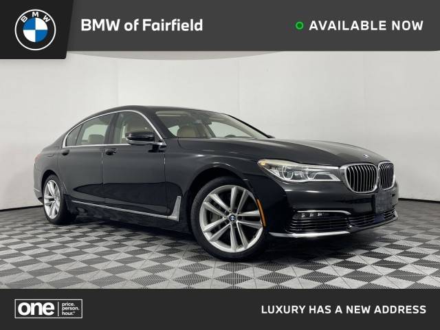 2016 BMW 7 Series 750i RWD photo