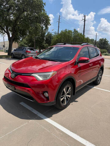 2017 Toyota RAV4 XLE FWD photo