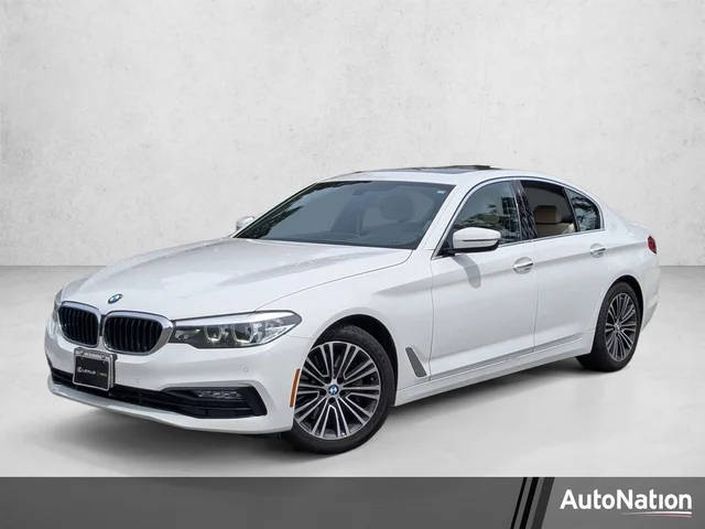 2017 BMW 5 Series 530i RWD photo