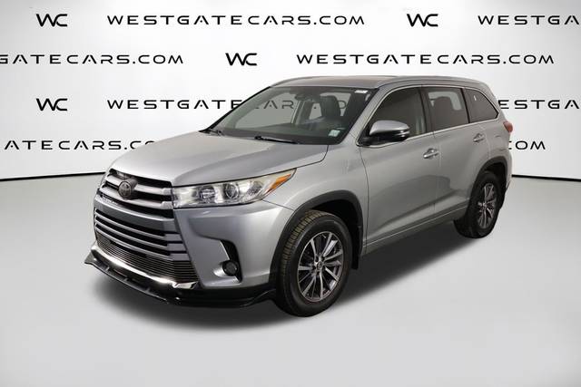 2017 Toyota Highlander XLE FWD photo