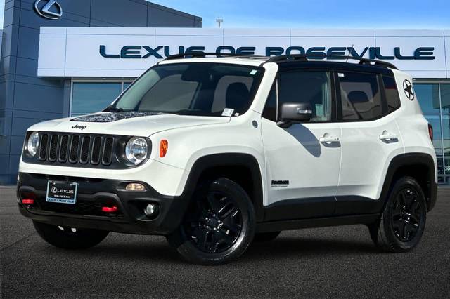 2017 Jeep Renegade Deserthawk 4WD photo