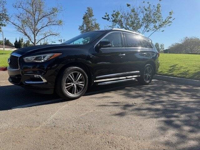 2017 Infiniti QX60 AWD photo