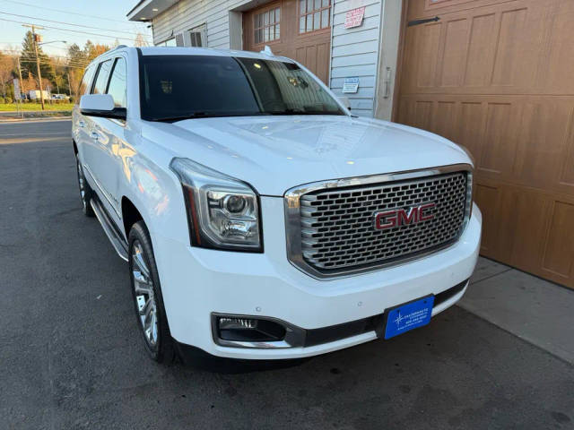2017 GMC Yukon XL Denali 4WD photo