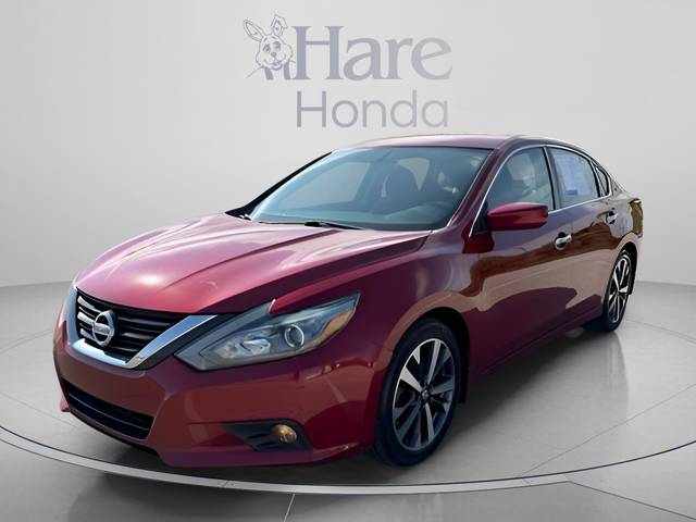2017 Nissan Altima 2.5 SR FWD photo